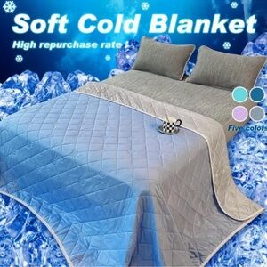 G332 Premium LARGE Cooling Blanket Lightweight Air Cooled Soft Breathable 45x60